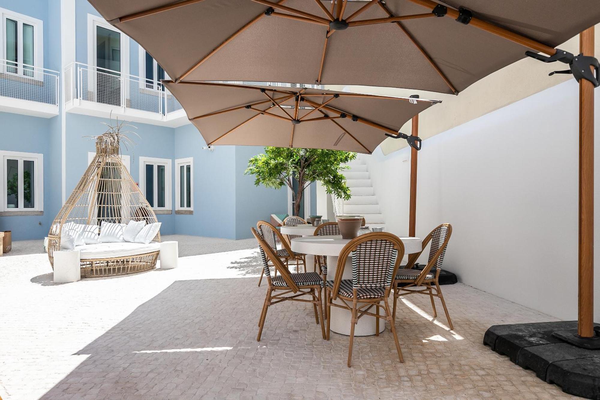 Dona Simone Boutique Suites & Studios - By @ Rita'S Place FAO Exteriör bild