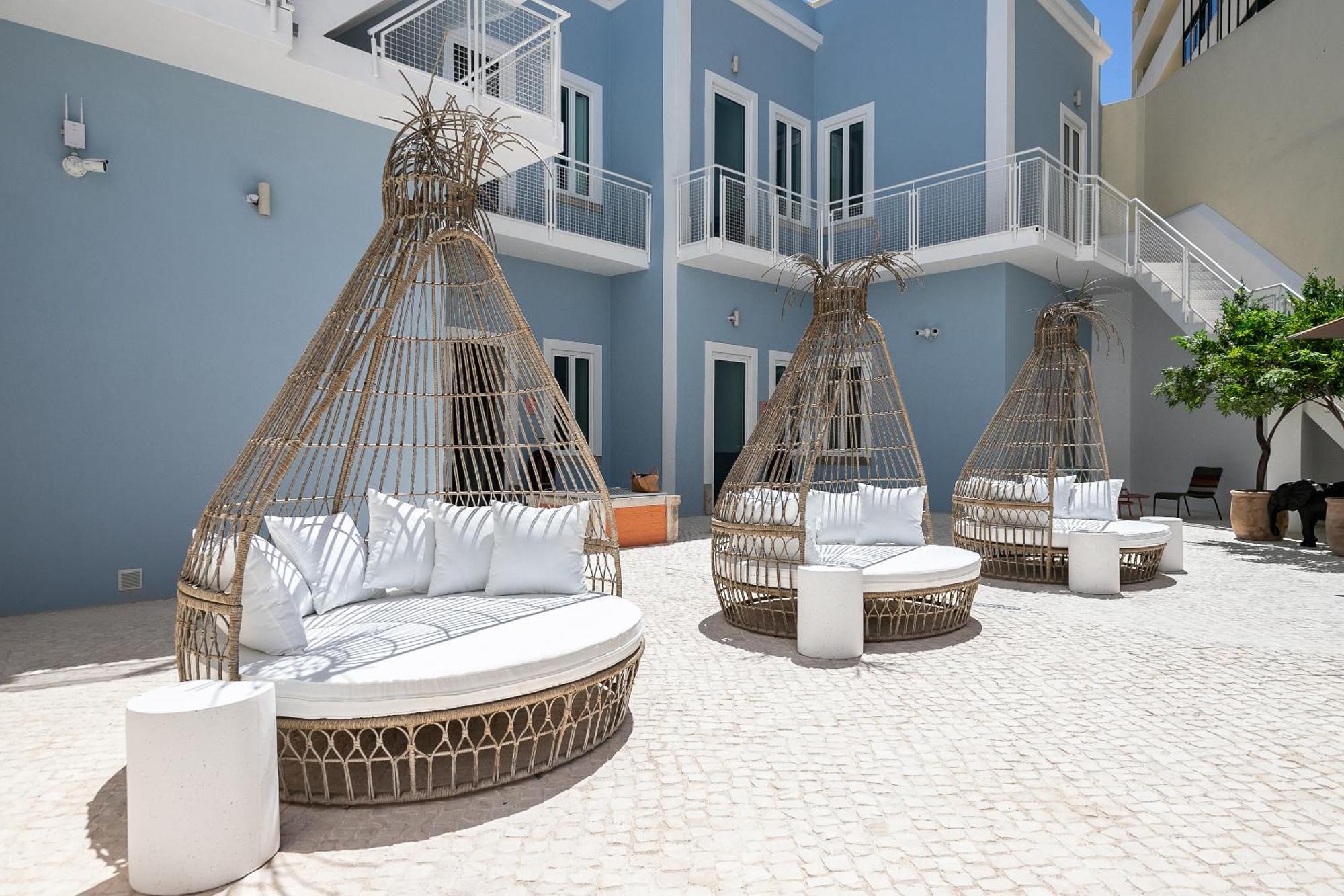 Dona Simone Boutique Suites & Studios - By @ Rita'S Place FAO Exteriör bild