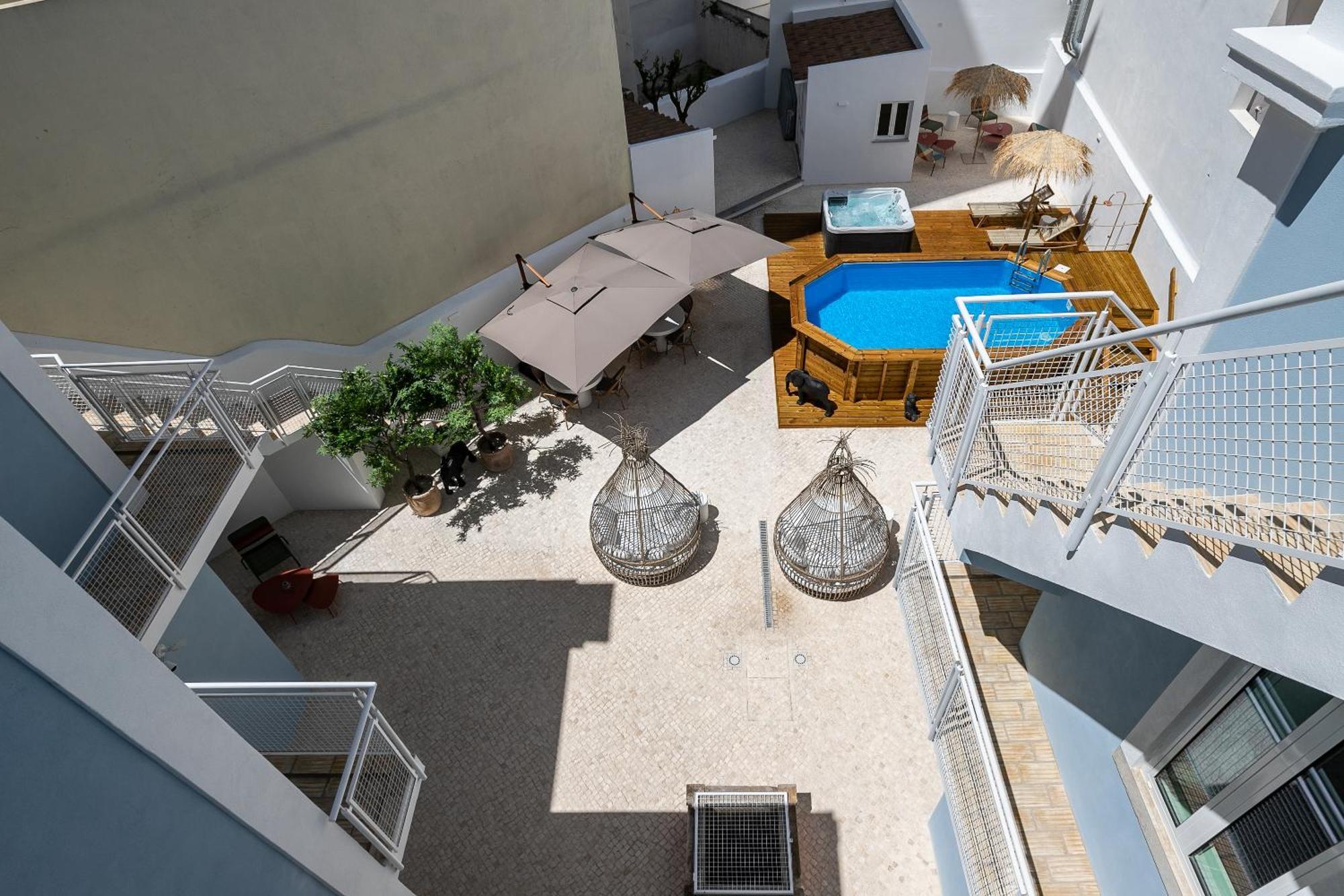 Dona Simone Boutique Suites & Studios - By @ Rita'S Place FAO Exteriör bild
