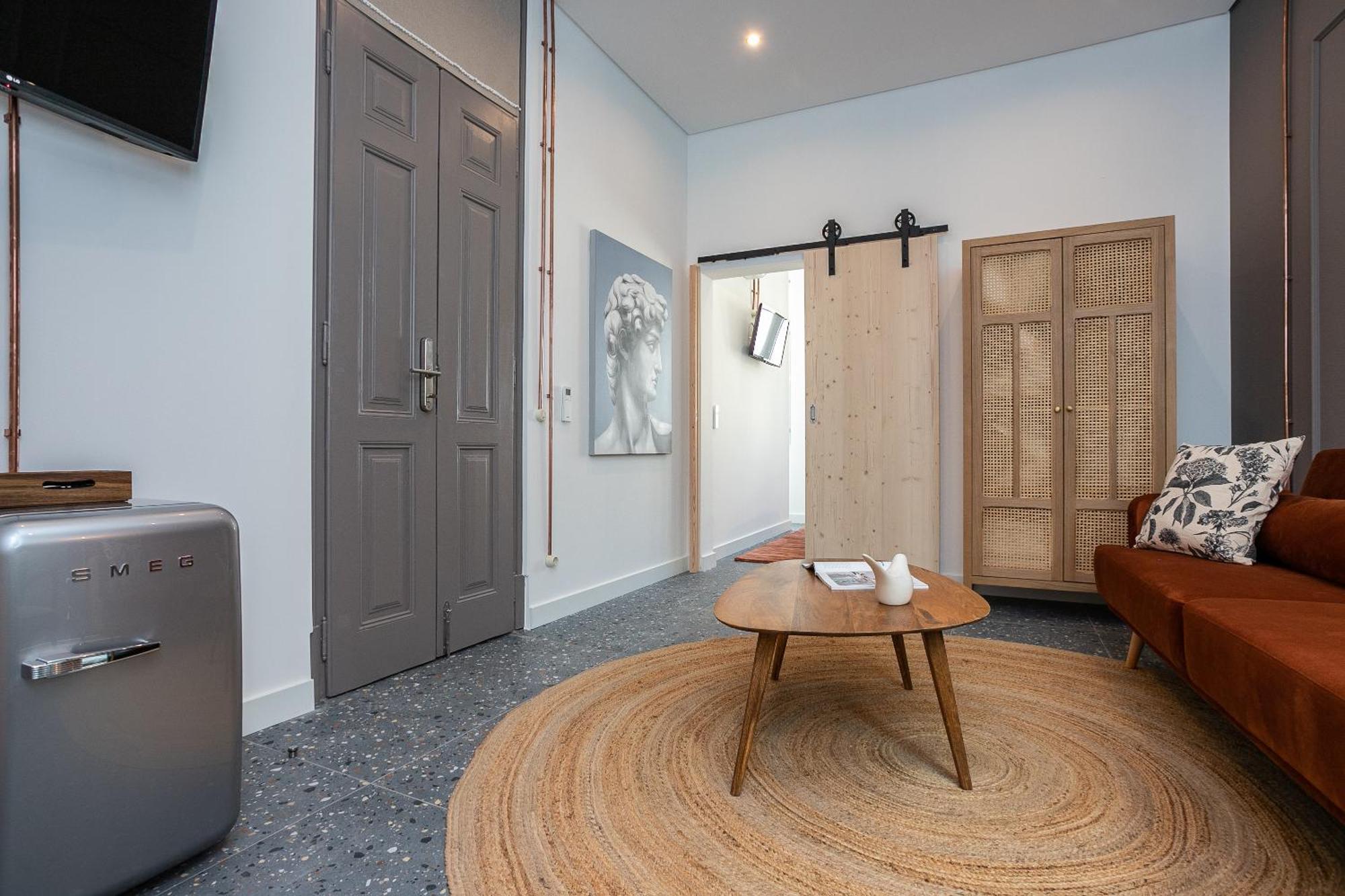 Dona Simone Boutique Suites & Studios - By @ Rita'S Place FAO Exteriör bild