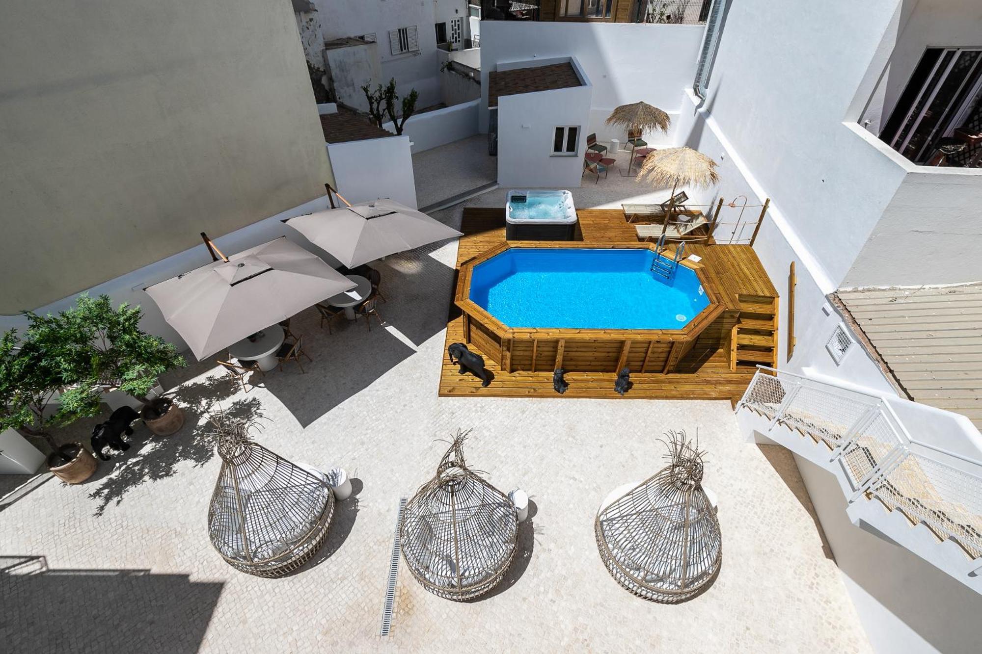 Dona Simone Boutique Suites & Studios - By @ Rita'S Place FAO Exteriör bild